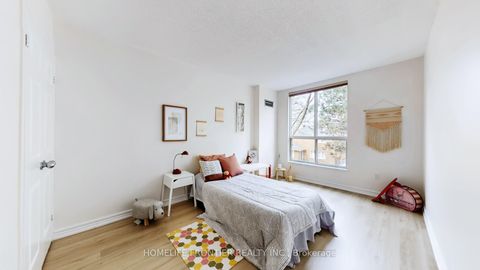 Photo 14 at 306 - 9 Chalmers Road, Doncrest, Richmond Hill