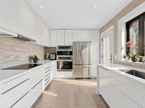 Photo 8 at 49 Castlegrove Boulevard, Donalda, Toronto