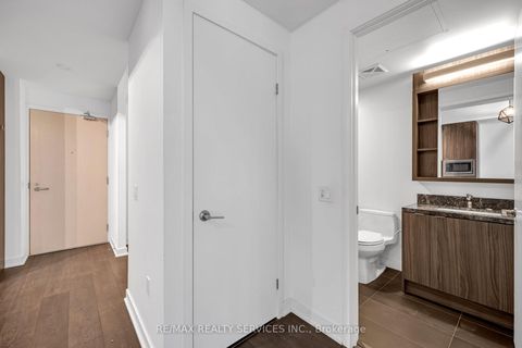 Photo 22 at 915 - 115 Blue Jays Way, Waterfront Communities C1, Toronto