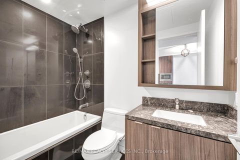 Photo 23 at 915 - 115 Blue Jays Way, Waterfront Communities C1, Toronto
