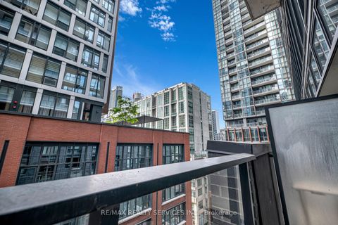 Photo 29 at 915 - 115 Blue Jays Way, Waterfront Communities C1, Toronto
