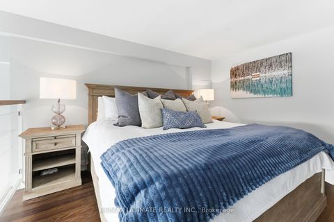 Photo 12 at 811 - 111 St Clair Avenue W, St. Clair, Toronto