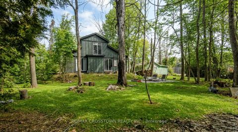 Photo 2 at 741 Cedarvale Drive, Lefroy, Innisfil