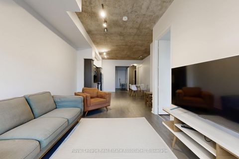 Photo 15 at 814 - 399 Adelaide Street W, Waterfront Communities C1, Toronto