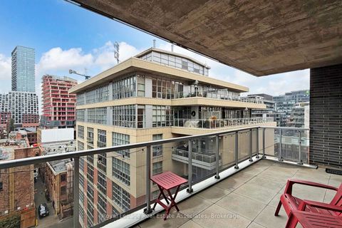 Photo 31 at 814 - 399 Adelaide Street W, Waterfront Communities C1, Toronto