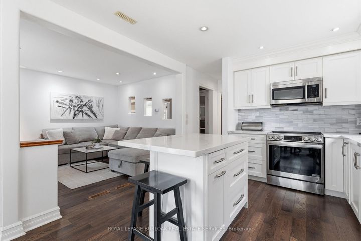 Photo 5 at 2223 Headon Road, Headon, Burlington