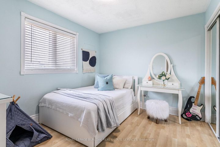 Photo 19 at 2223 Headon Road, Headon, Burlington