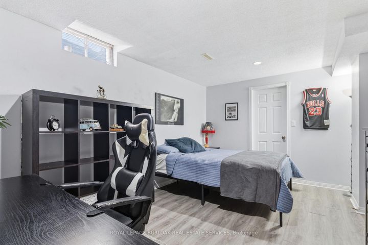 Photo 32 at 2223 Headon Road, Headon, Burlington