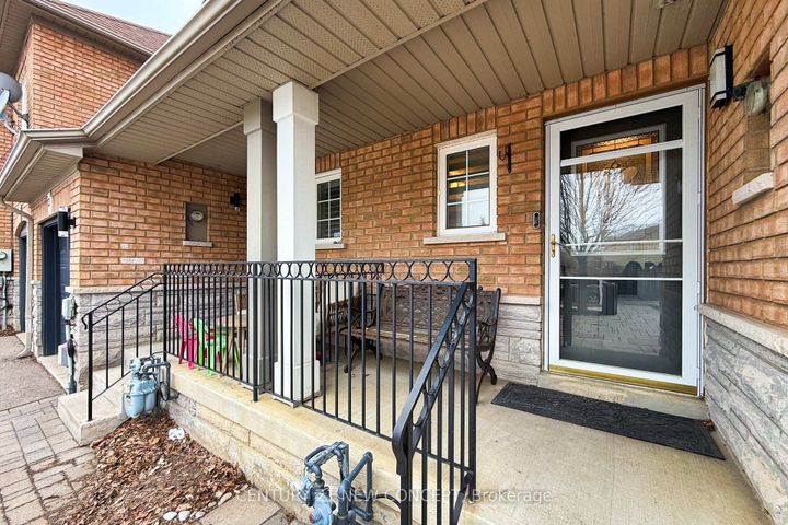 Photo 4 at 46 Maple Sugar Lane, Patterson, Vaughan