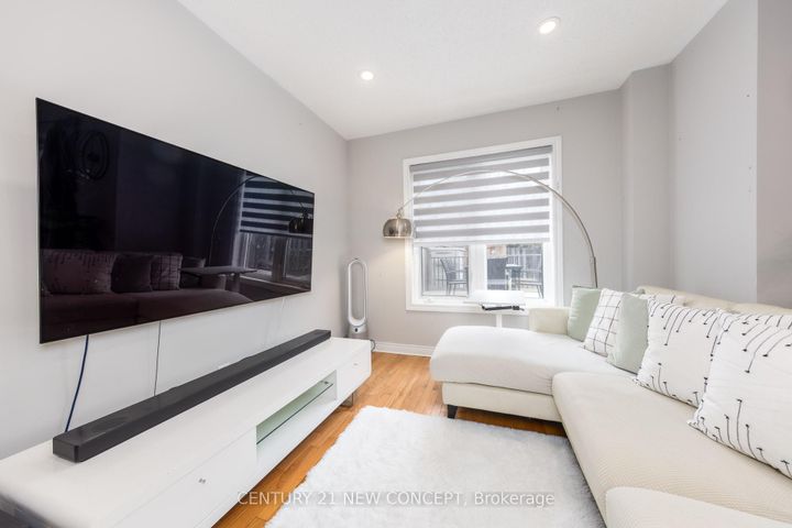 Photo 14 at 46 Maple Sugar Lane, Patterson, Vaughan