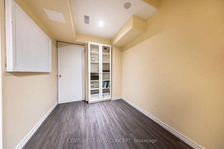 Photo 31 at 46 Maple Sugar Lane, Patterson, Vaughan