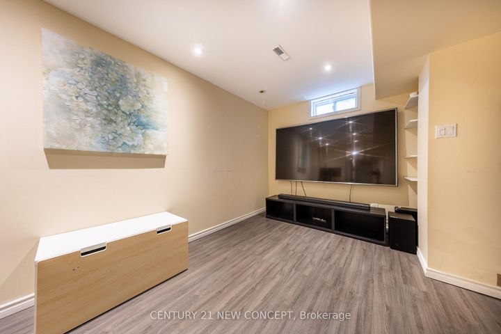 Photo 33 at 46 Maple Sugar Lane, Patterson, Vaughan