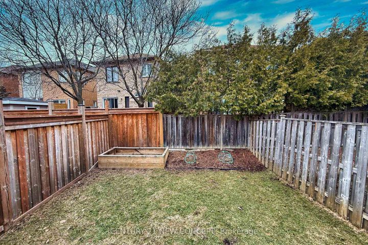 Photo 48 at 46 Maple Sugar Lane, Patterson, Vaughan