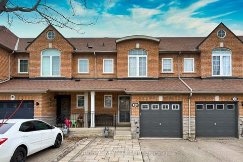 Photo 2 at 46 Maple Sugar Lane, Patterson, Vaughan