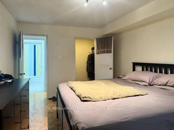 Photo 7 at 605 - 40 Panorama Court, Jamestown, Toronto