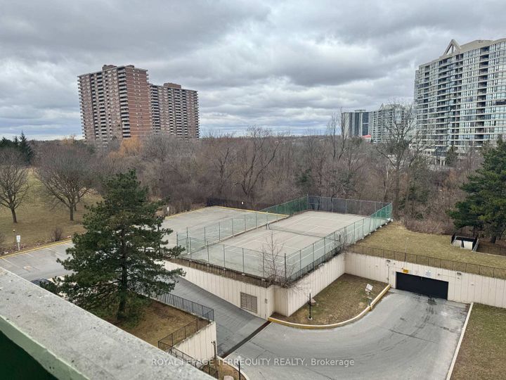 Photo 13 at 605 - 40 Panorama Court, Jamestown, Toronto