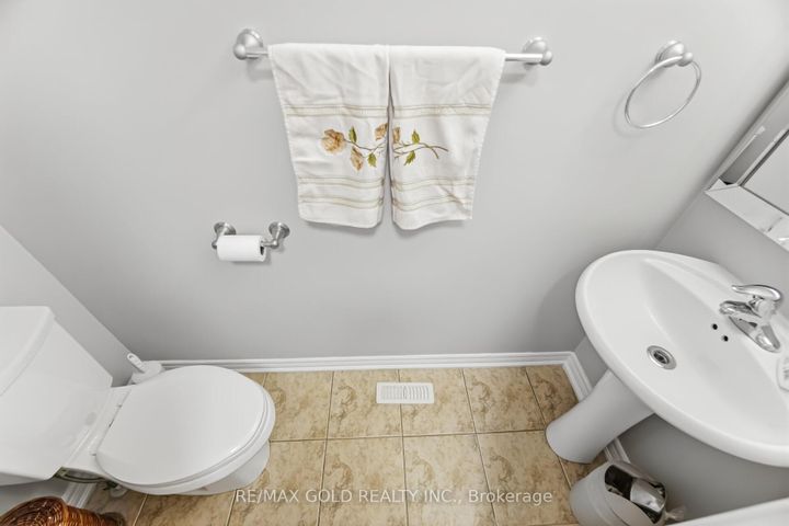 Photo 13 at 152 Father Tobin Road, Wellington, Brampton