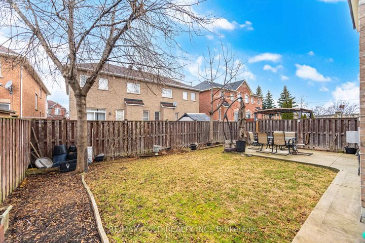 Photo 25 at 152 Father Tobin Road, Wellington, Brampton