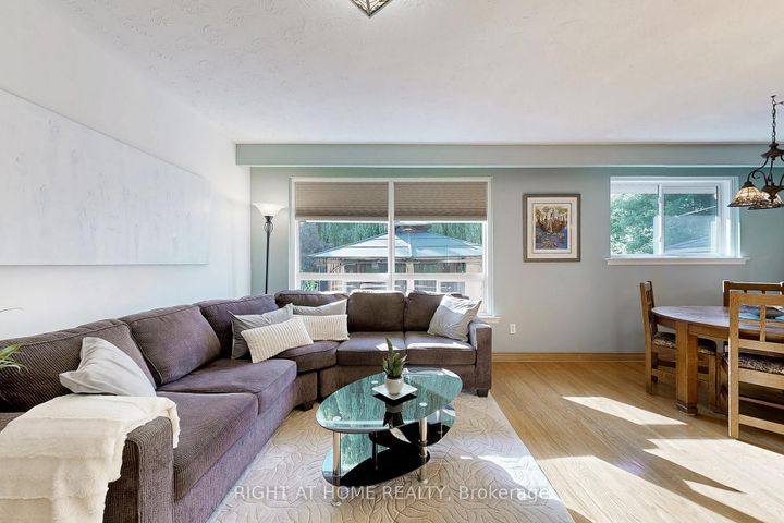 Photo 7 at 907 Fourth Street, Lakeview, Mississauga