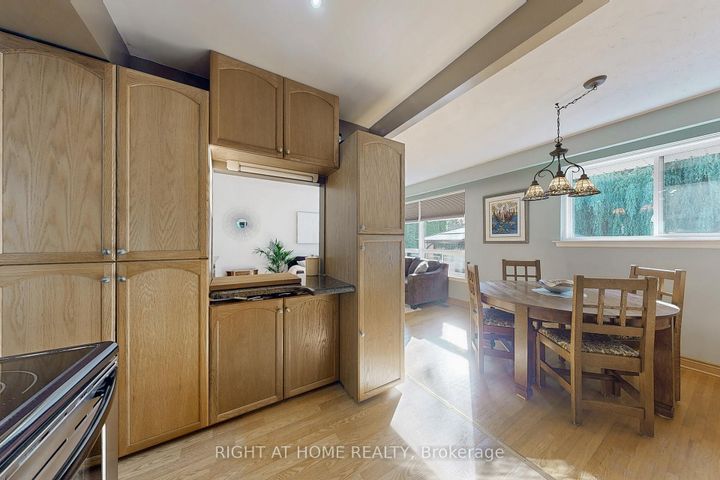 Photo 14 at 907 Fourth Street, Lakeview, Mississauga