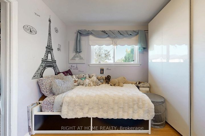 Photo 20 at 907 Fourth Street, Lakeview, Mississauga