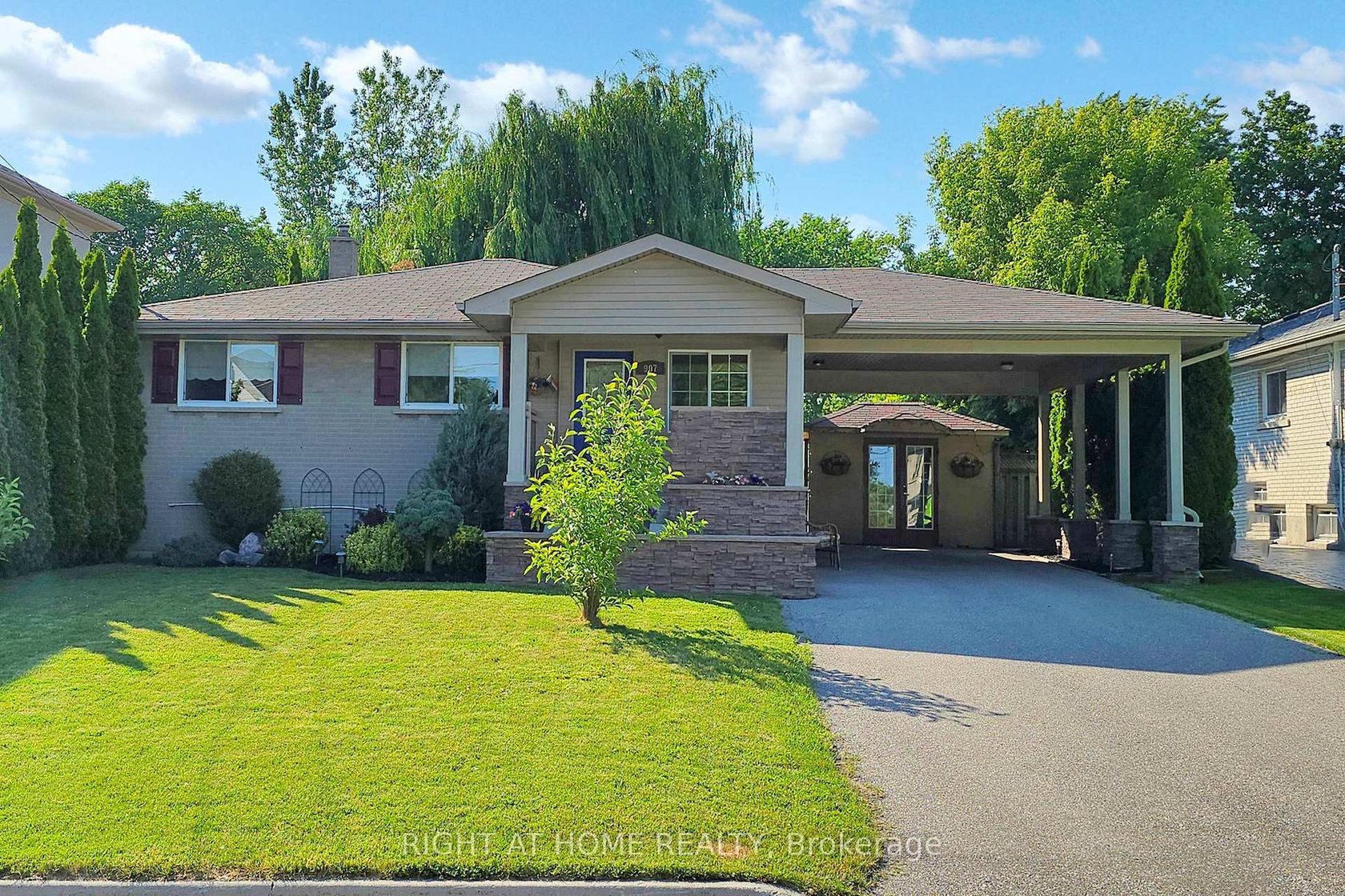 907 Fourth Street, Lakeview, Mississauga 