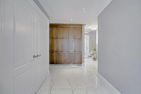 Photo 4 at 47 Harlow Crescent, Beaumonde Heights, Toronto