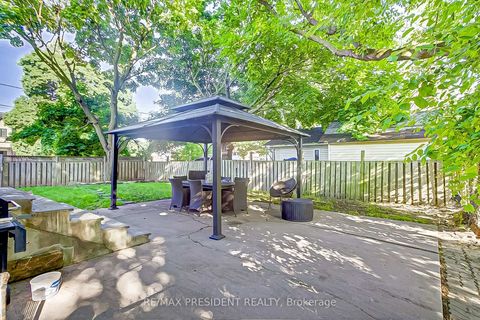 Photo 26 at 47 Harlow Crescent, Beaumonde Heights, Toronto