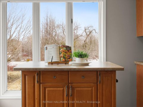 Photo 10 at 2209 Spring Street, Alcona, Innisfil