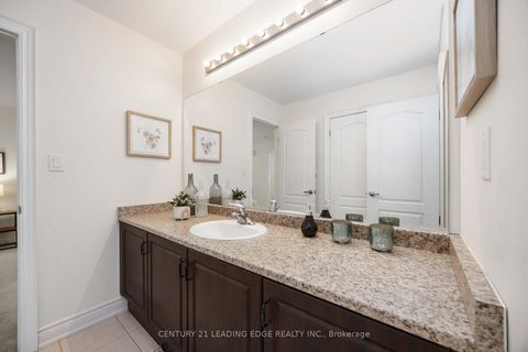 Photo 28 at 689 Somerville Drive, Wyndham, Newmarket