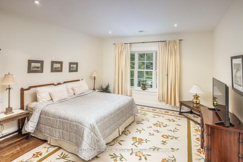 Photo 14 at 340 Spring Garden Avenue, Willowdale East, Toronto