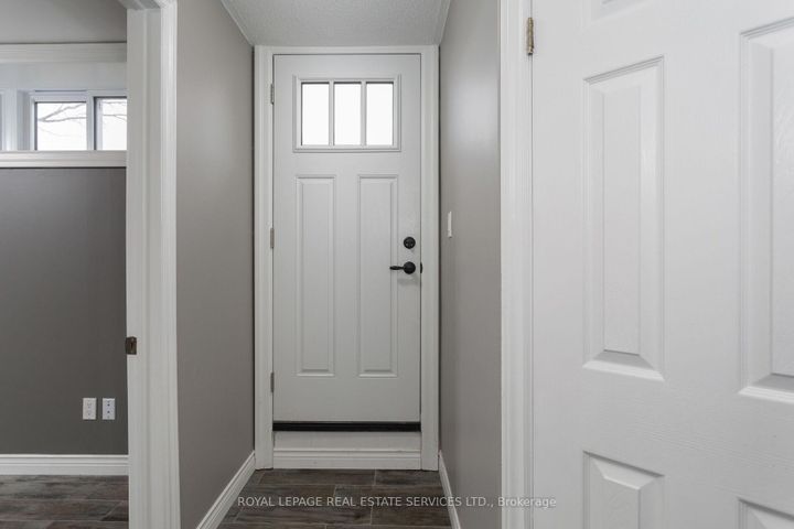 Photo 27 at 2088 Saxon Road, WO West, Oakville