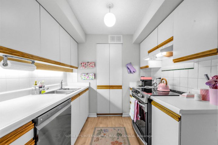 Photo 11 at 202 - 35 Church Street, Yonge Corridor, Toronto