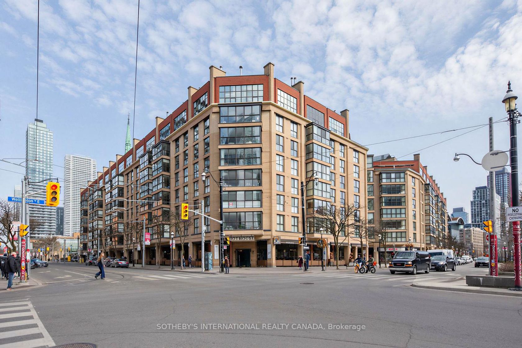 202 - 35 Church Street, Yonge Corridor, Toronto 