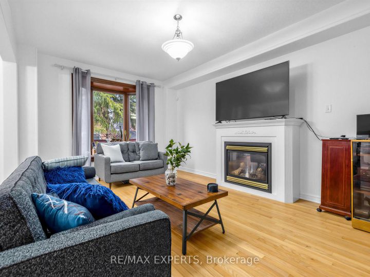 Photo 8 at 67 Tremblay Avenue, Vellore Village, Vaughan