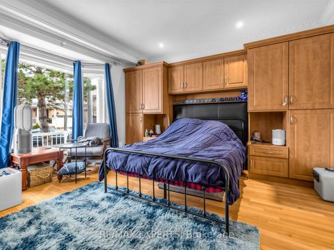 Photo 4 at 67 Tremblay Avenue, Vellore Village, Vaughan