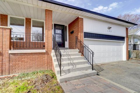 Photo 2 at 102 Rosemount Drive, Ionview, Toronto