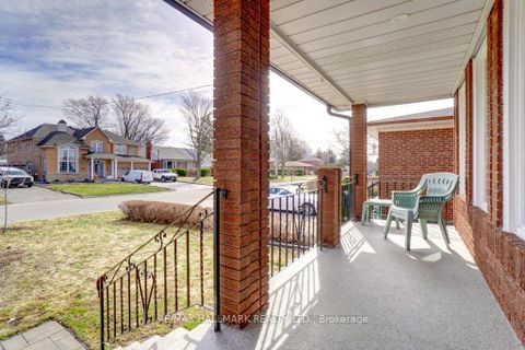 Photo 4 at 102 Rosemount Drive, Ionview, Toronto