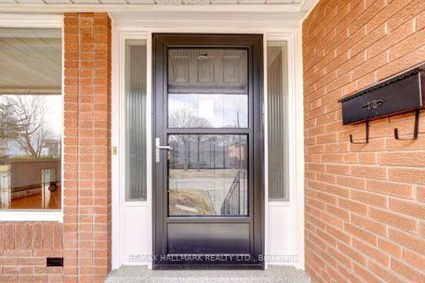 Photo 5 at 102 Rosemount Drive, Ionview, Toronto