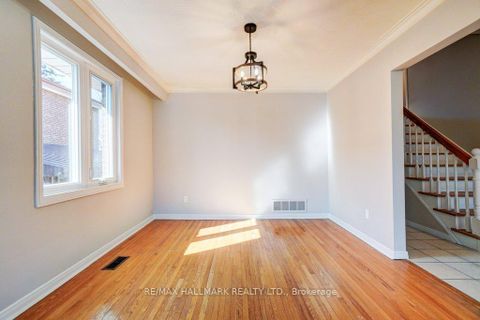 Photo 10 at 102 Rosemount Drive, Ionview, Toronto