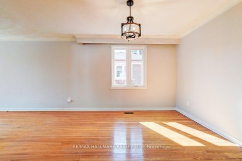 Photo 11 at 102 Rosemount Drive, Ionview, Toronto