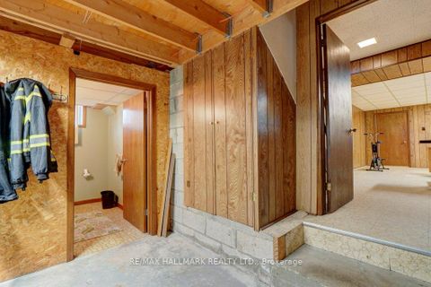 Photo 36 at 102 Rosemount Drive, Ionview, Toronto