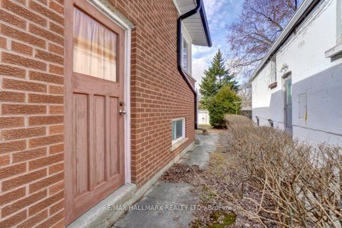 Photo 40 at 102 Rosemount Drive, Ionview, Toronto
