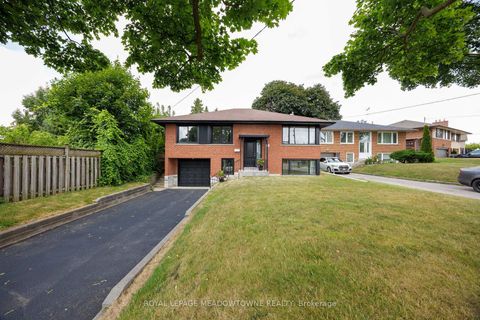 Photo 0 at 92 The Westway, The Westway, Toronto