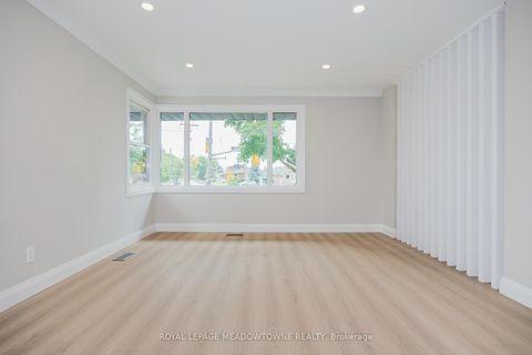 Photo 6 at 92 The Westway, The Westway, Toronto