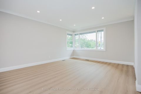 Photo 7 at 92 The Westway, The Westway, Toronto