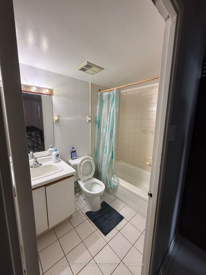 Photo 11 at 507 - 2901 Kipling Avenue, Jamestown, Toronto