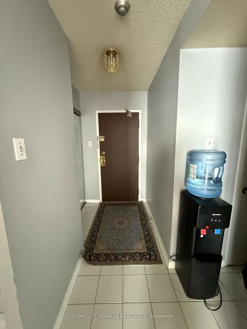 Photo 2 at 507 - 2901 Kipling Avenue, Jamestown, Toronto