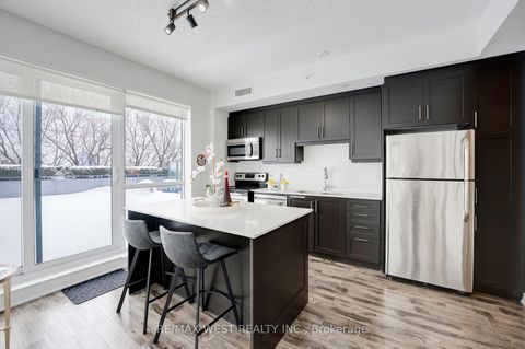 Photo 6 at 625 - 15 James Finlay Way, CFB, Toronto