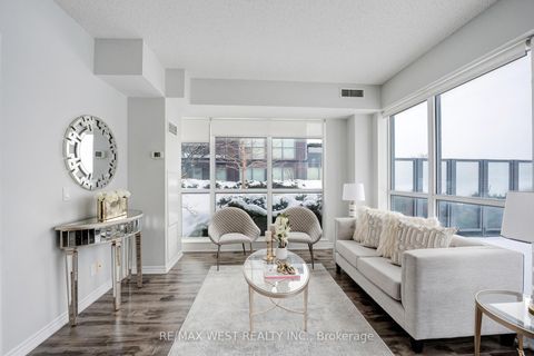 Photo 9 at 625 - 15 James Finlay Way, CFB, Toronto